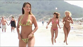 Bikini Babes På Ibiza Beach I Sexig Video