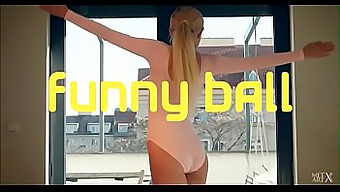 การอุ่นใจกับ Lisa Dawn: ชมภาค 2 ของ Funny Ball บน Milfcamhunter.Com