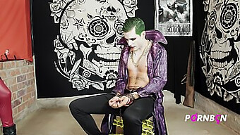 Big Tits And Oral Sex In A Spanish Porn Video Featuring A Joker And Harley Quinn Cosplay