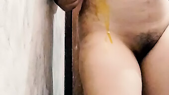 Indian Girl Masturbates To Orgasm In Homemade Video