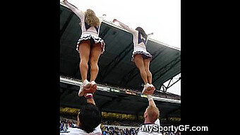 Amateurstudenten In Cheerleading Uniformen!