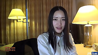 Homemade Japanese Blowjob And Fucking