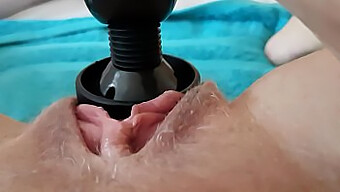 Solo-Masturbation Mit Spritzen