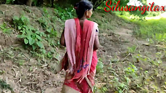 Public Sex With An Indian Girl In A Village