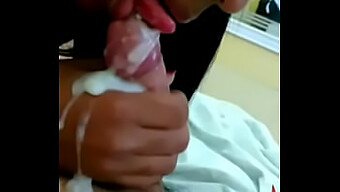 Gulosa Girl Novinha From Campinas Gets A Mouthful Of Cum In This Hd Video