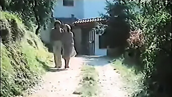 Clássico Filme Pornô Alemão Dos Anos 80. Você Não Vai Querer Perder Essa Cena Quente E Suculenta!