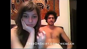 Casal Amador De Webcam Se Suja E Se Diverte